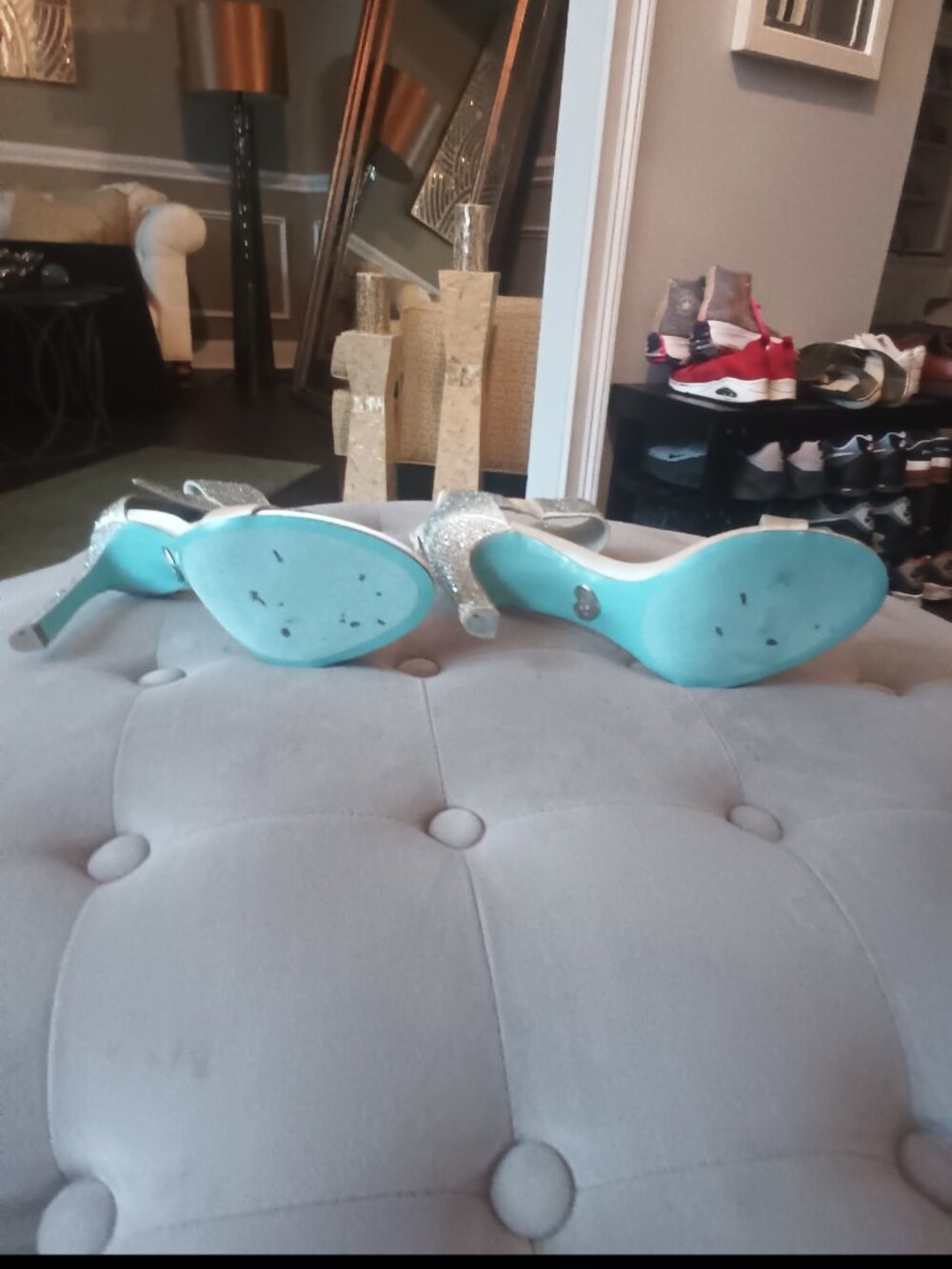 Betsy - Picture 4 of 8